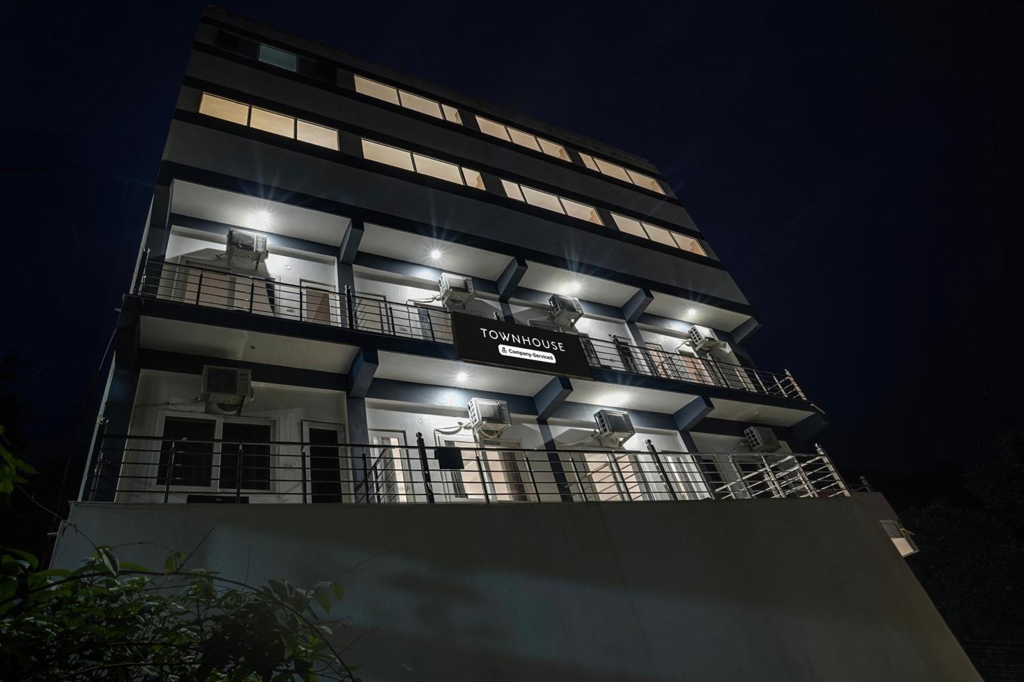 Super Townhouse Tapovan Formerly Shiv Inn Narendra Nagar Luaran gambar