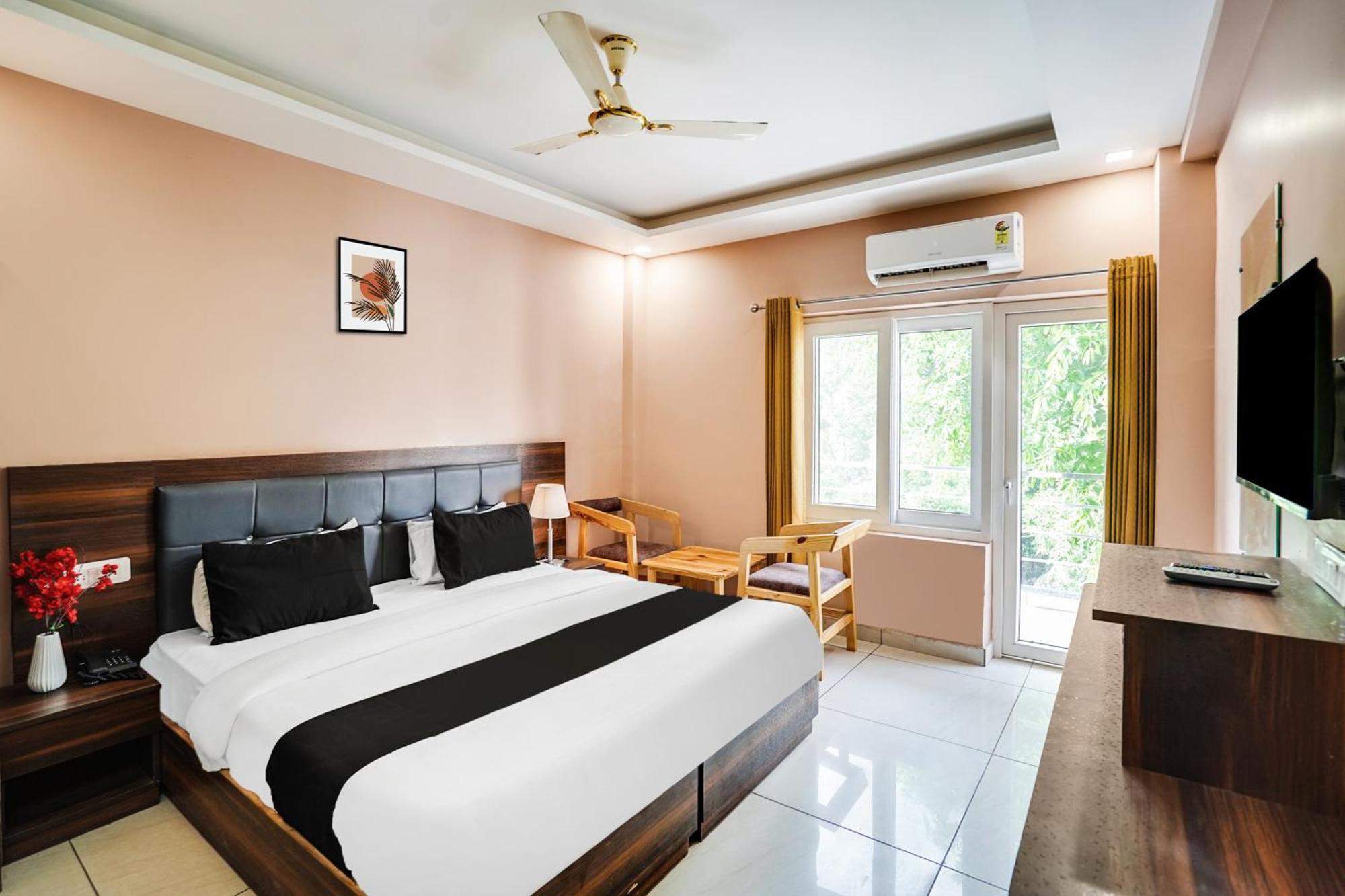 Super Townhouse Tapovan Formerly Shiv Inn Narendra Nagar Luaran gambar